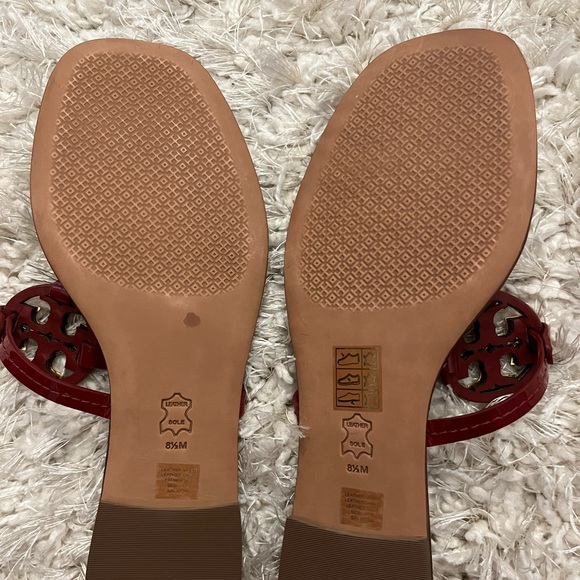 Tory Burch Size 8.5 red sandals - Picture 2 of 3